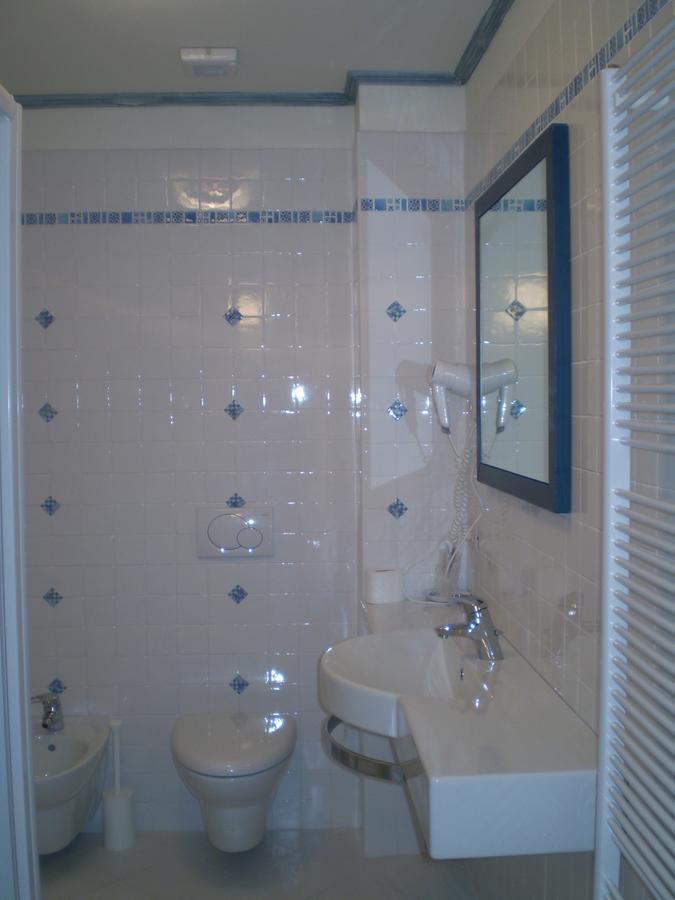 Bed and Breakfast Osteria Delle 3V Gignese Exterior foto